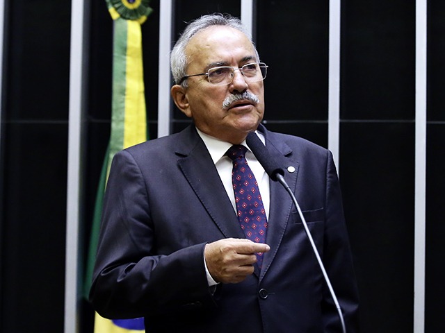 Deputado Átila Lira